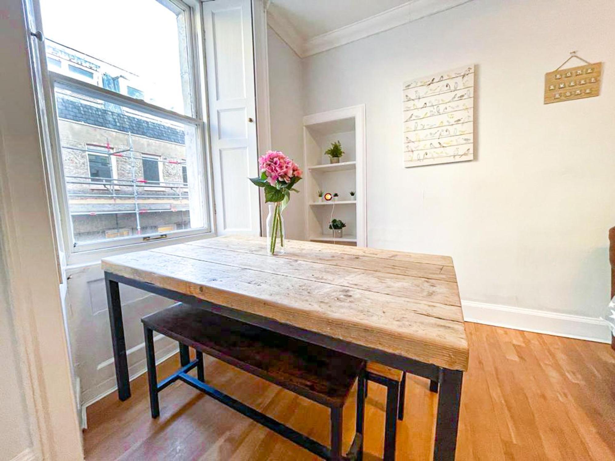 Rose Street'S Hidden Treasure- 2Bed Newly Refurbished Apt Единбург Екстериор снимка