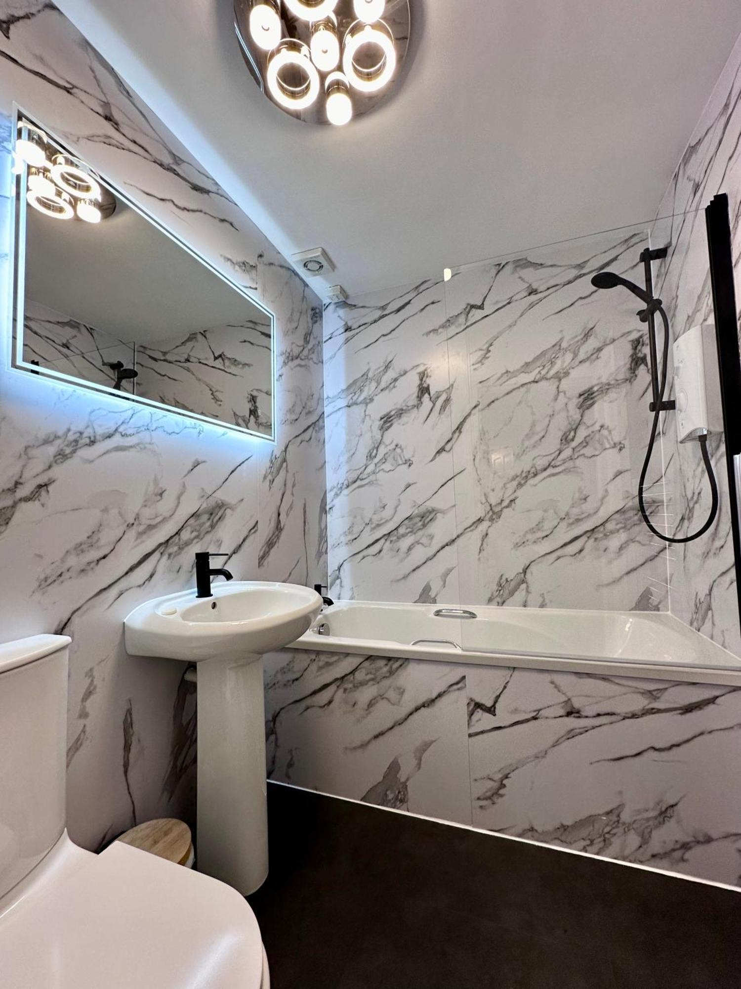 Rose Street'S Hidden Treasure- 2Bed Newly Refurbished Apt Единбург Екстериор снимка